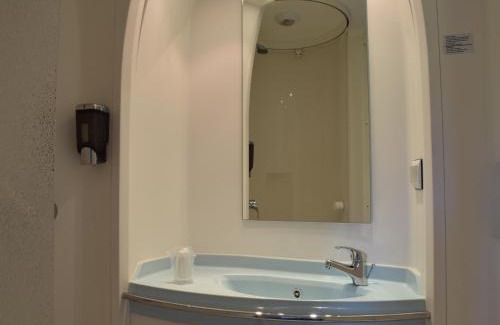 Montcaret Hotel | hôtel Montaigne Montcaret