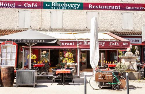 Malaucene Hotel | Hôtel-Restaurant Le Blueberry