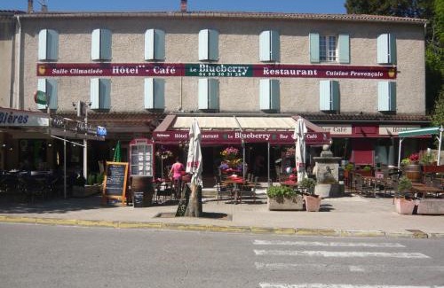 Malaucene Hotel | Hôtel-Restaurant Le Blueberry