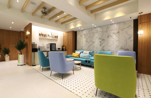 Dongnae District Hotel | H Avenue Hotel