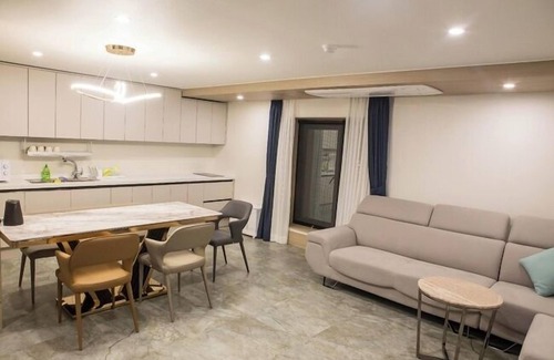 Buk-gu Hotel | H AVENUE