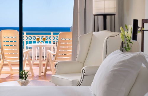 Bahia Calma Hotel | H10 Playa Esmeralda - Adults Only