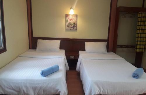 Mae Ram Phueng Resort | Haad Somboon House