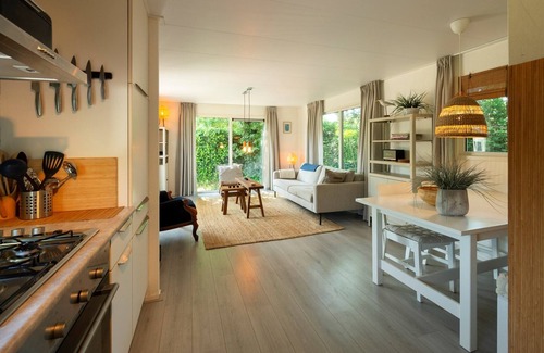 Ouddorp Ski Chalet | Haayse Bos 21 spacious chalet near the Northsea