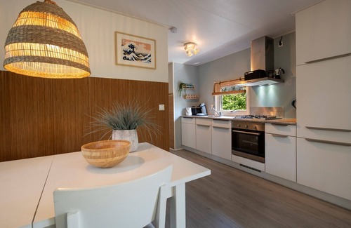 Ouddorp Ski Chalet | Haayse Bos 21 spacious chalet near the Northsea