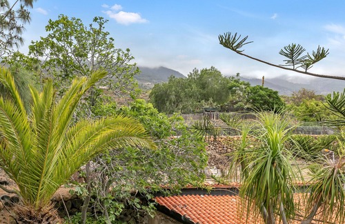 Guimar Villa | 'Habitación 4' with Shared Terrace, Shared Garden and Wi-Fi