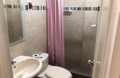 La Victoria Bed & Breakfast | Habitación cerca al aeropuerto