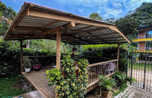 San Rafael Apartment | Habitación para 2 con acceso al rio y baño privado San Rafael Antioquia