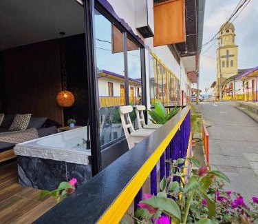 Salento Hotel | Habitacion Deluxe 2 con Jacuzzi a 20 mt del parque