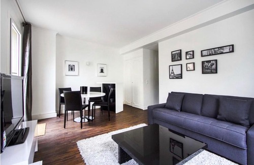 L'Europe Apartment | Habitat Parisien - Appartement Opéra Galeries Lafayette