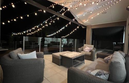 Carrara House | Habourlights 5BR River Front Private Pool & Dock