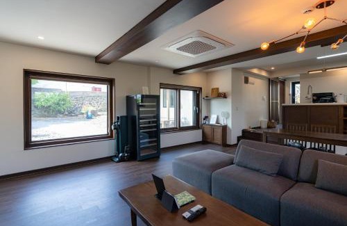 Pyoseon House | HacheonBaramJip Angeori Stay Curated by Actor Ryu Seungryong