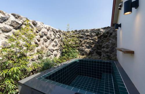 Pyoseon House | HacheonBaramJip Angeori Stay Curated by Actor Ryu Seungryong