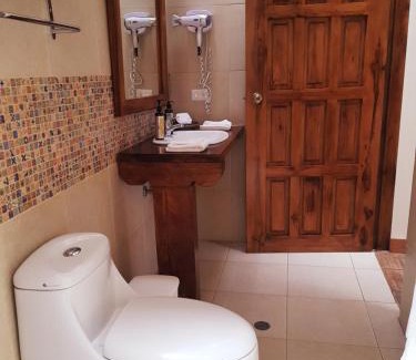 Pifo Hotel | Hacienda Jimenita Wildlife Reserve