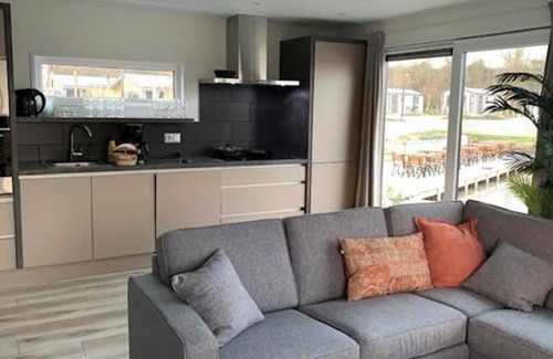 Linden Resort | Hackfort Waterfront 6 - 0348