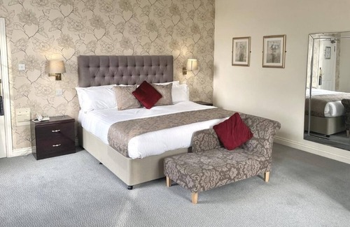 Tonbridge Hotel | Hadlow Manor