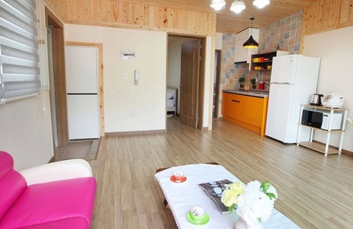 Hwagae House | Hadong Doredore Pension