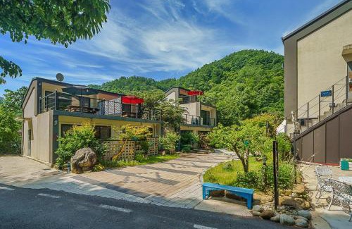 Hwagae House | Hadong Dreams Pension