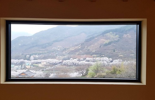 Hwagae House | Hadong Monggeul Monggeul Pension