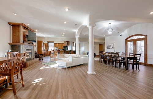 Downtown Lincoln Condo | Hagenow Penthouse Suite 3500 Sq. Ft Executive Suite Downtown Lincoln