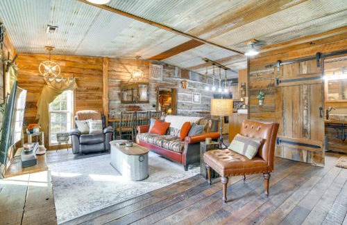 Shell Knob House | half-Mi to Lake Cabin on 43 Acres in Shell Knob!