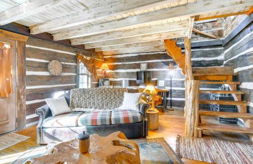 Shell Knob House | half-Mi to Lake Cabin on 43 Acres in Shell Knob!