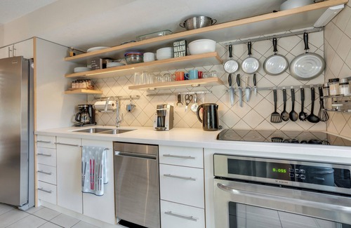 Peak 8 Apartment | Half-Mile to Peak 8: Breck Apt w/Hot Tub Access