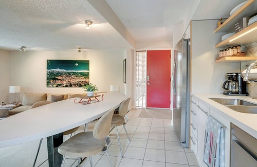 Peak 8 Apartment | Half-Mile to Peak 8: Breck Apt w/Hot Tub Access
