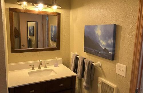 Seward Apartment | Halibut House Unit 3