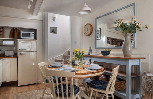 Baslow Cottage | Hall Cottage, Baslow, near Chatsworth House, sleeps 4
