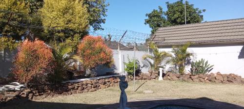 Pietermaritzburg Bed & Breakfast | Hally&Kim Guest house