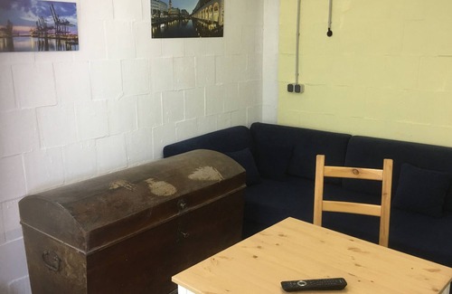 Volksdorf Apartment | Hamburg Volksdorf basement apartment