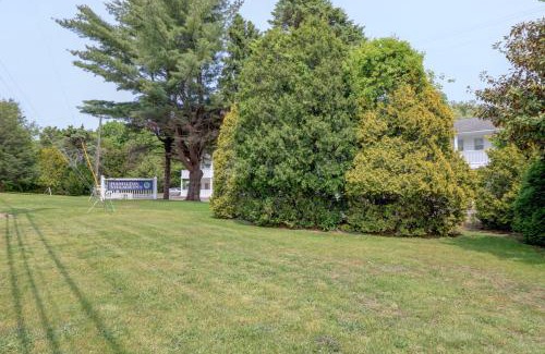 North Kingstown Hotel | Hamilton Village Inn