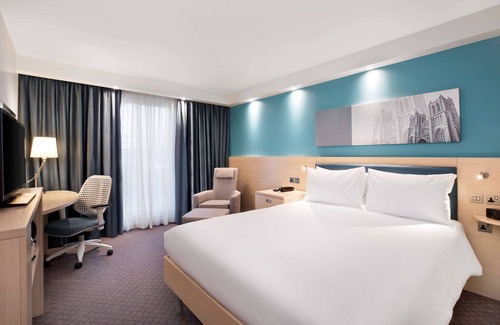 Lulsgate Bottom Hotel | Hampton by Hilton Bristol Airport