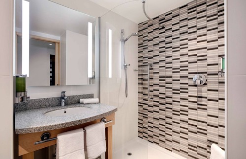 Lulsgate Bottom Hotel | Hampton by Hilton Bristol Airport