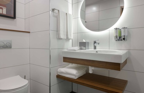 Arnavutkoy Hotel | Hampton by Hilton Istanbul Airport, Arnavutkoy