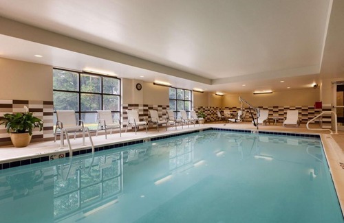 Camp Springs Hotel | Hampton Inn and Suites Camp Springs