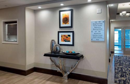 New Paltz Hotel | Hampton Inn by Hilton New Paltz, NY