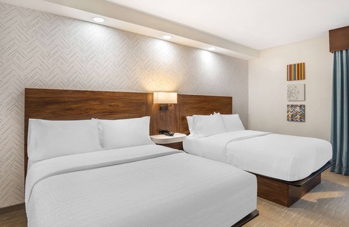 Southern Estates Hotel | Hampton Inn by Hilton Petersburg Fort Lee