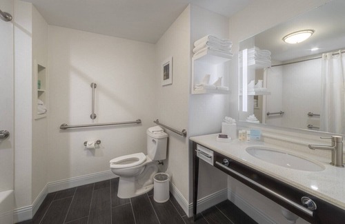 Carlstadt Hotel | Hampton Inn Carlstadt-At The Meadowlands