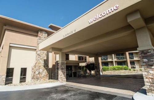 Caryville Hotel | Hampton Inn Caryville-I-75/Cove Lake-State Park