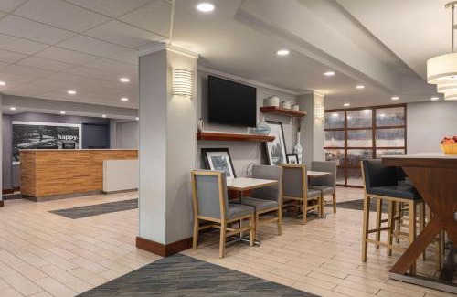 Charlottesville Hotel | Hampton Inn Charlottesville