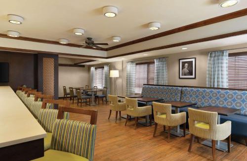 Franklin Hotel | Hampton Inn Franklin