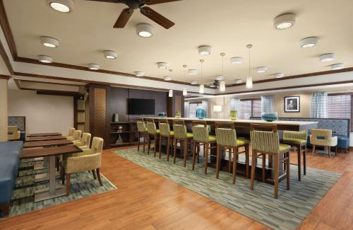 Franklin Hotel | Hampton Inn Franklin
