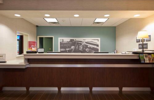 Front Royal Hotel | Hampton Inn Front Royal