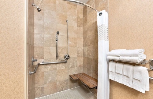 Deco Hotel | Hampton Inn Houston-Willowbrook Mall