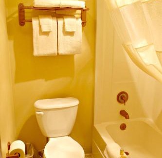 Deadwood Hotel | Hampton Inn Lead