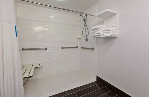 Marysville Hotel | Hampton Inn Marysville