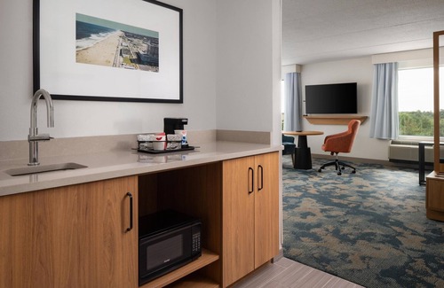 Neptune City Hotel | Hampton Inn Neptune/Wall