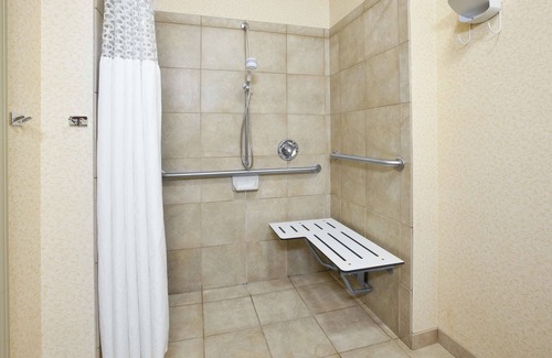 Monaca Hotel | Hampton Inn Pittsburgh Area Beaver Valley CenterTownship